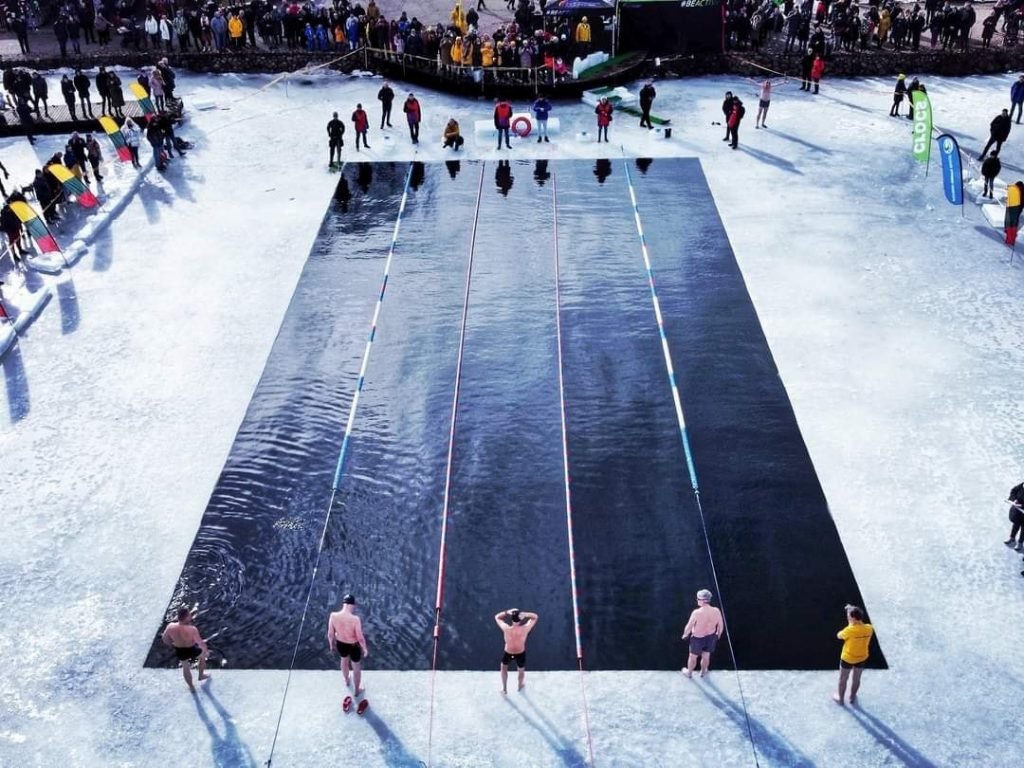 Žiemos plaukimo varžybos Trakuose, Galvės ežere